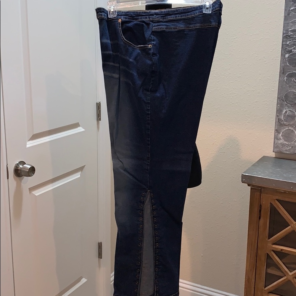Jeans - Picture 4 of 6